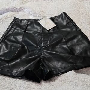 NWT FASHION FAUX LEATHER SHORTS
